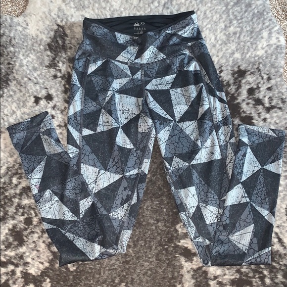 Reebok Pants - Reebok Speedwick Workout Leggings